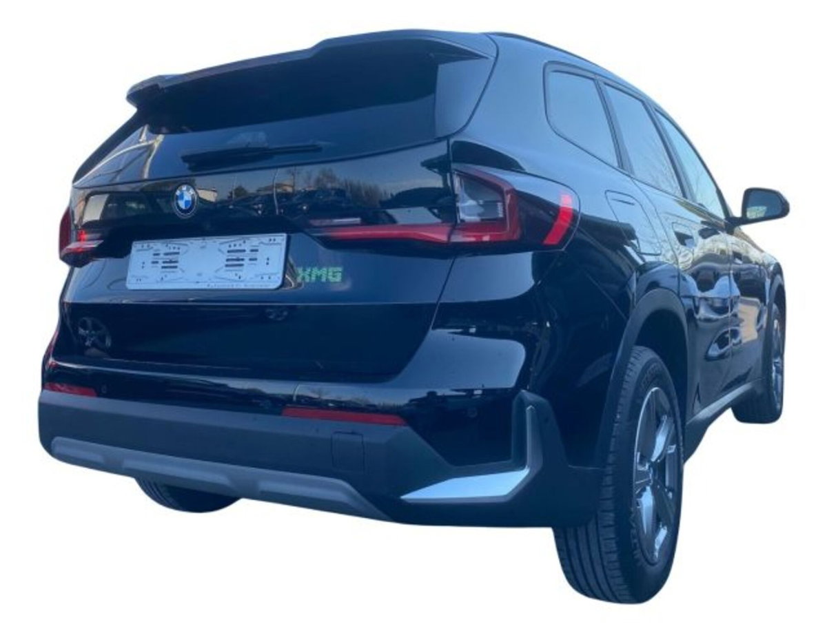 BMW X1 sDrive18d Advantage (3)