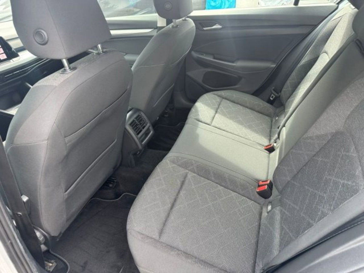 Volkswagen Golf 2.0 TDI 150 CV DSG SCR Life (13)