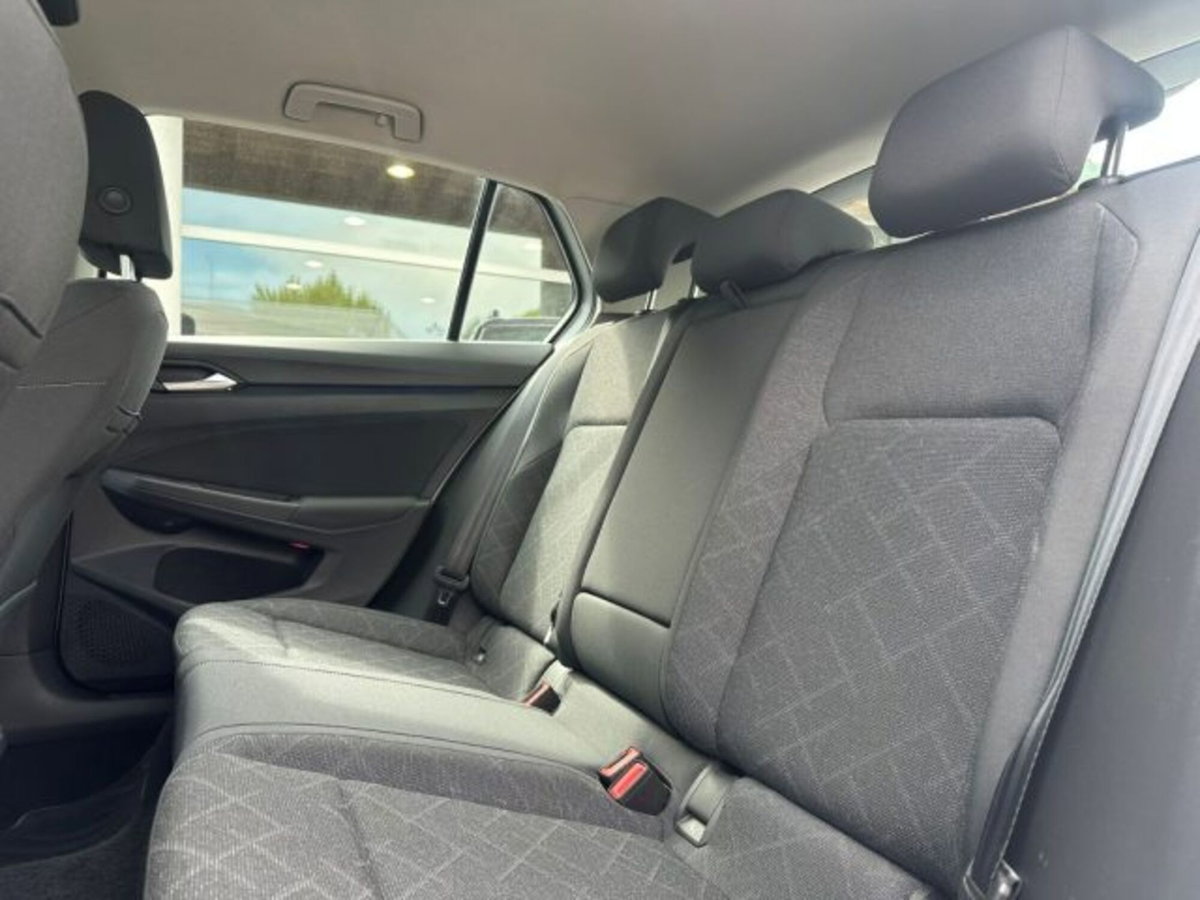 Volkswagen Golf 2.0 TDI 150 CV DSG SCR Life (14)