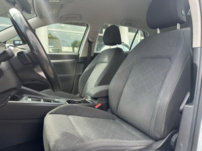 Volkswagen Golf 2.0 TDI 150 CV DSG SCR Life (9)