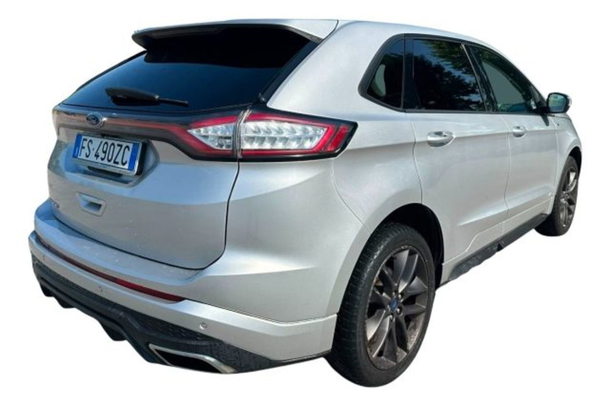 Ford Edge 2.0 TDCI 210 CV AWD S&S Powershift ST Line (5)
