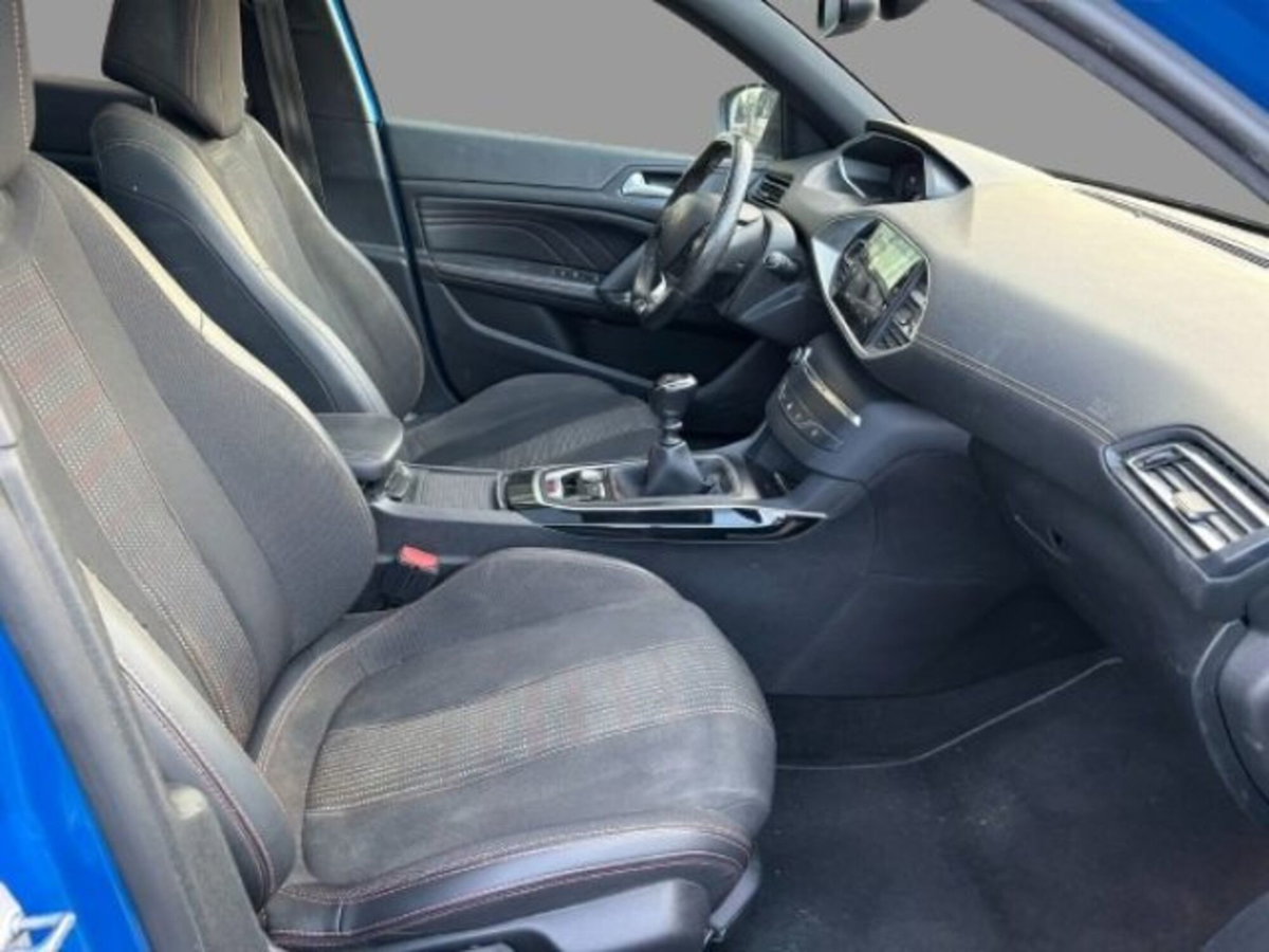 Peugeot 308 SW PureTech Turbo 130 S&S EAT8 Allure Pack (11)