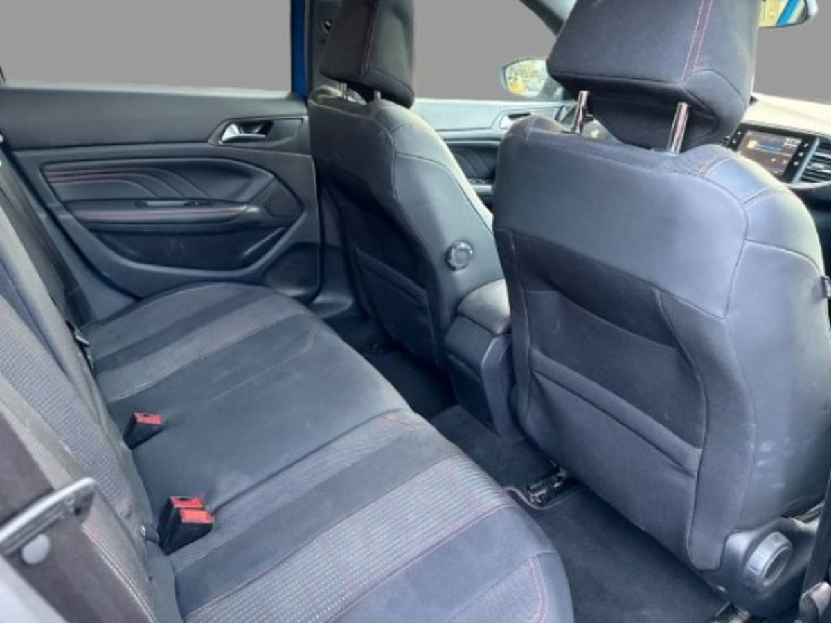 Peugeot 308 SW PureTech Turbo 130 S&S EAT8 Allure Pack (12)