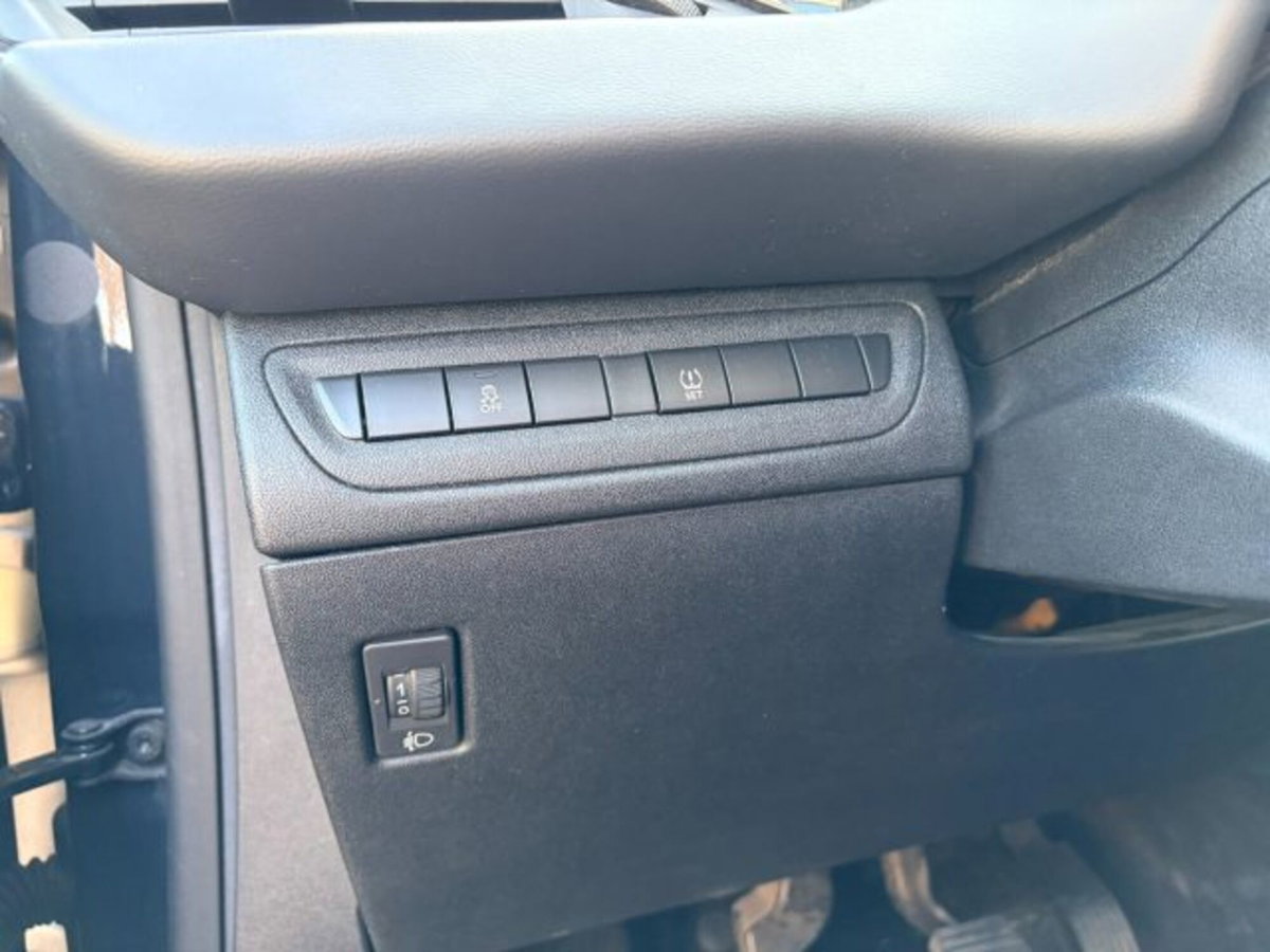 Peugeot 208 68 5 porte Access (14)