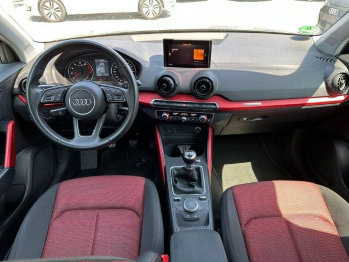 Audi Q2 Q2 30 TFSI Admired (7)