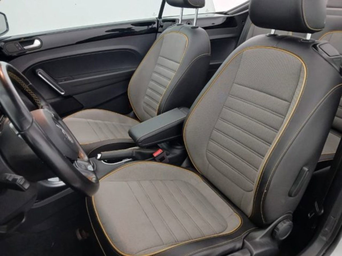 Volkswagen Maggiolino Cabrio 2.0 TSI DSG Sport (12)