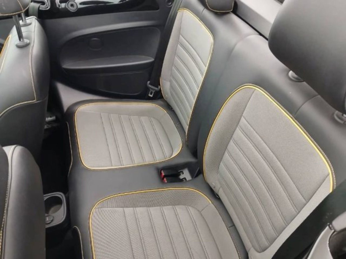 Volkswagen Maggiolino Cabrio 2.0 TSI DSG Sport (13)