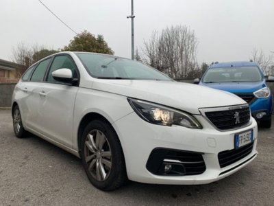 Peugeot 308 SW BlueHDi 120 S&S EAT6 Business (2)