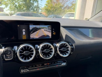 Mercedes-Benz GLA SUV 180 d Automatic Premium (17)