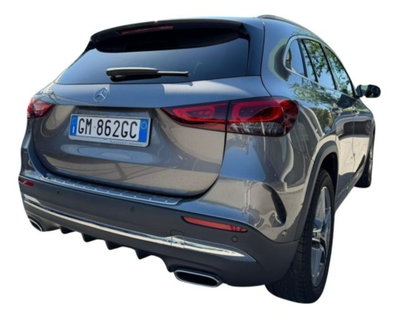 Mercedes-Benz GLA SUV 180 d Automatic Premium (3)