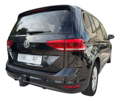 Volkswagen Touran 1.6 TDI 115 CV SCR Highline BlueMotion Technology (6)