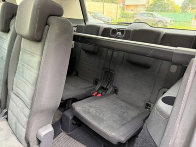 Volkswagen Touran 1.6 TDI 115 CV SCR Highline BlueMotion Technology (7)