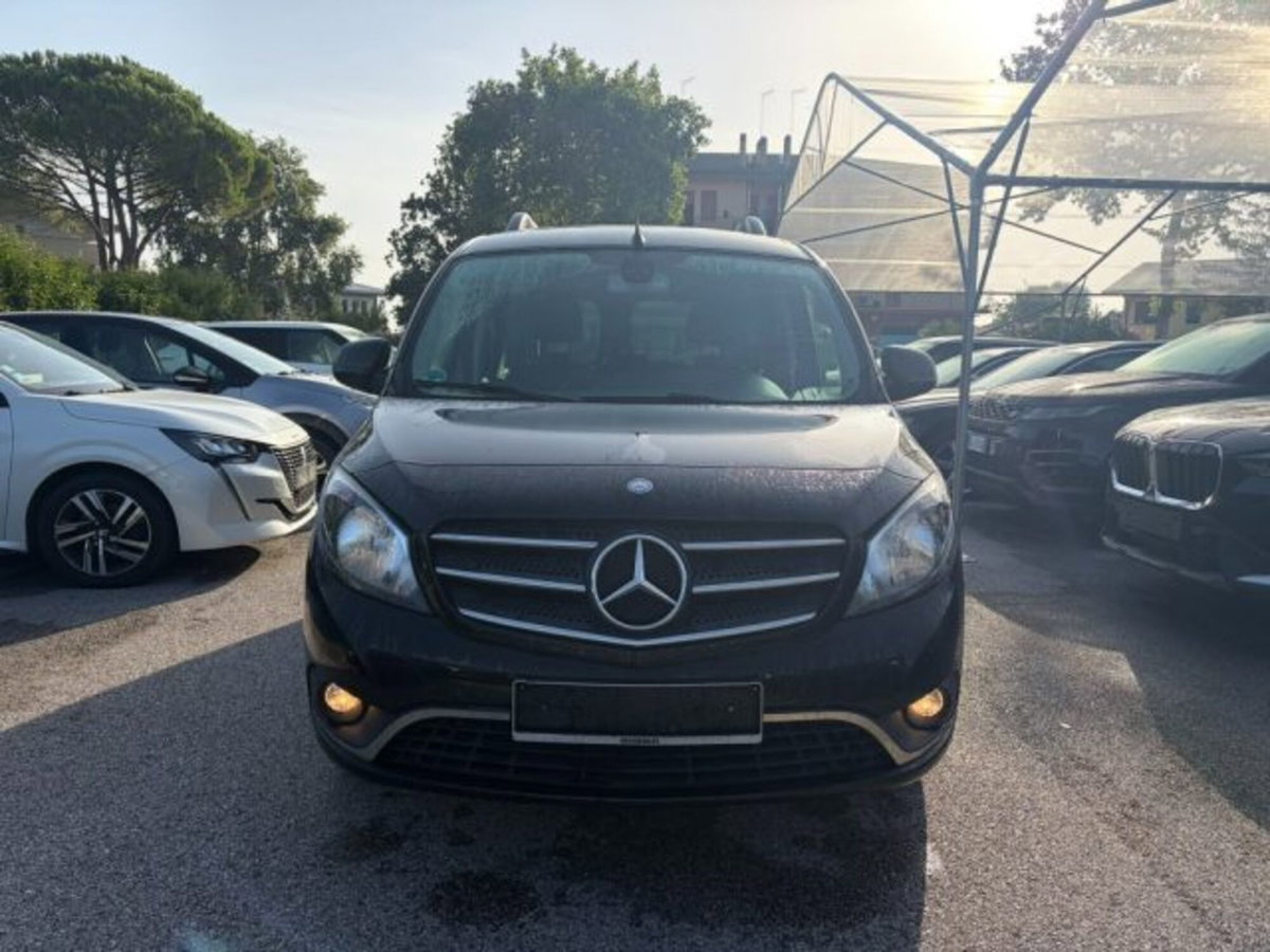 Mercedes-Benz Citan 1.2 112 S&S Tourer Select (2)