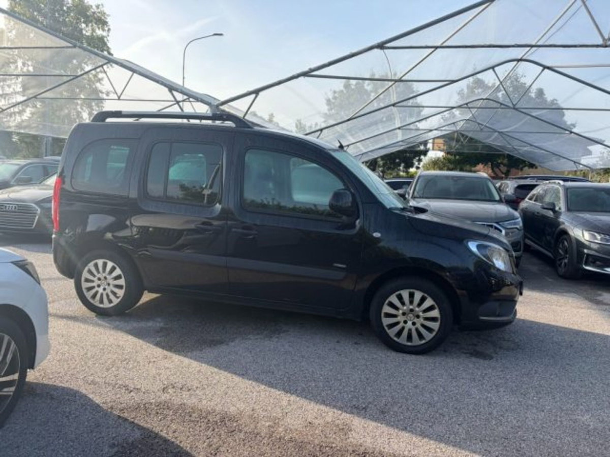 Mercedes-Benz Citan 1.2 112 S&S Tourer Select (4)