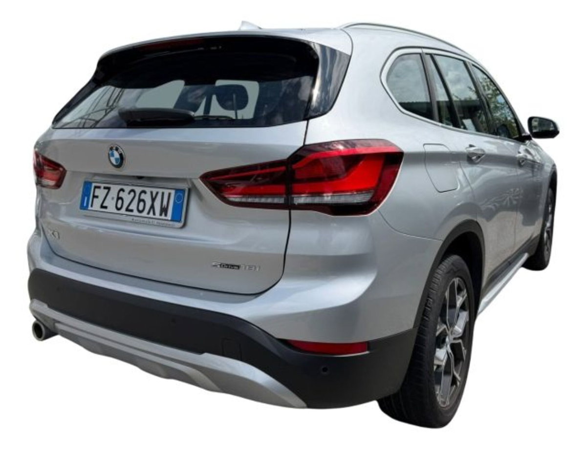 BMW X1 sDrive18i xLine (3)