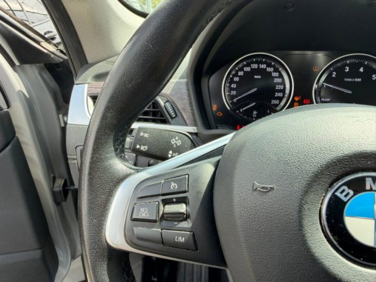 BMW X1 sDrive18i xLine (8)