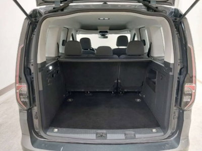 Volkswagen Caddy 2.0 TDI 102 CV (8)