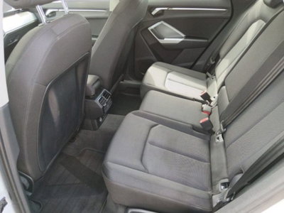 Audi Q3 35 TDI quattro S tronic Business Advanced (10)