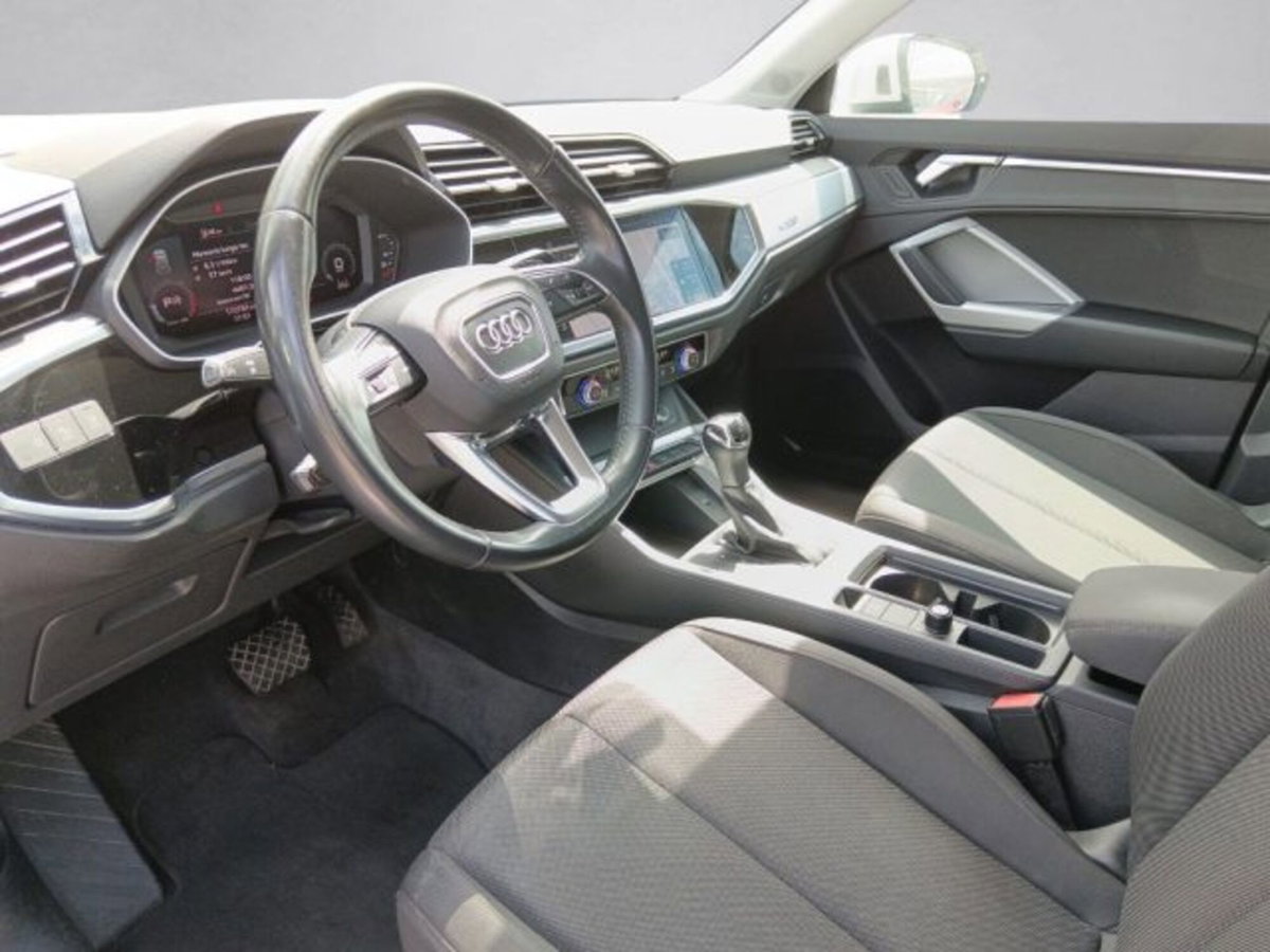 Audi Q3 35 TDI quattro S tronic Business Advanced (5)