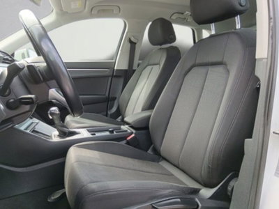 Audi Q3 35 TDI quattro S tronic Business Advanced (8)