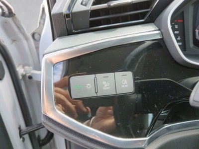 Audi Q3 35 TDI quattro S tronic Business Advanced (9)