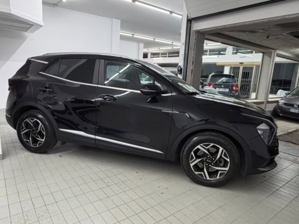 Kia Sportage 1.6 crdi mhev Business dct (4)