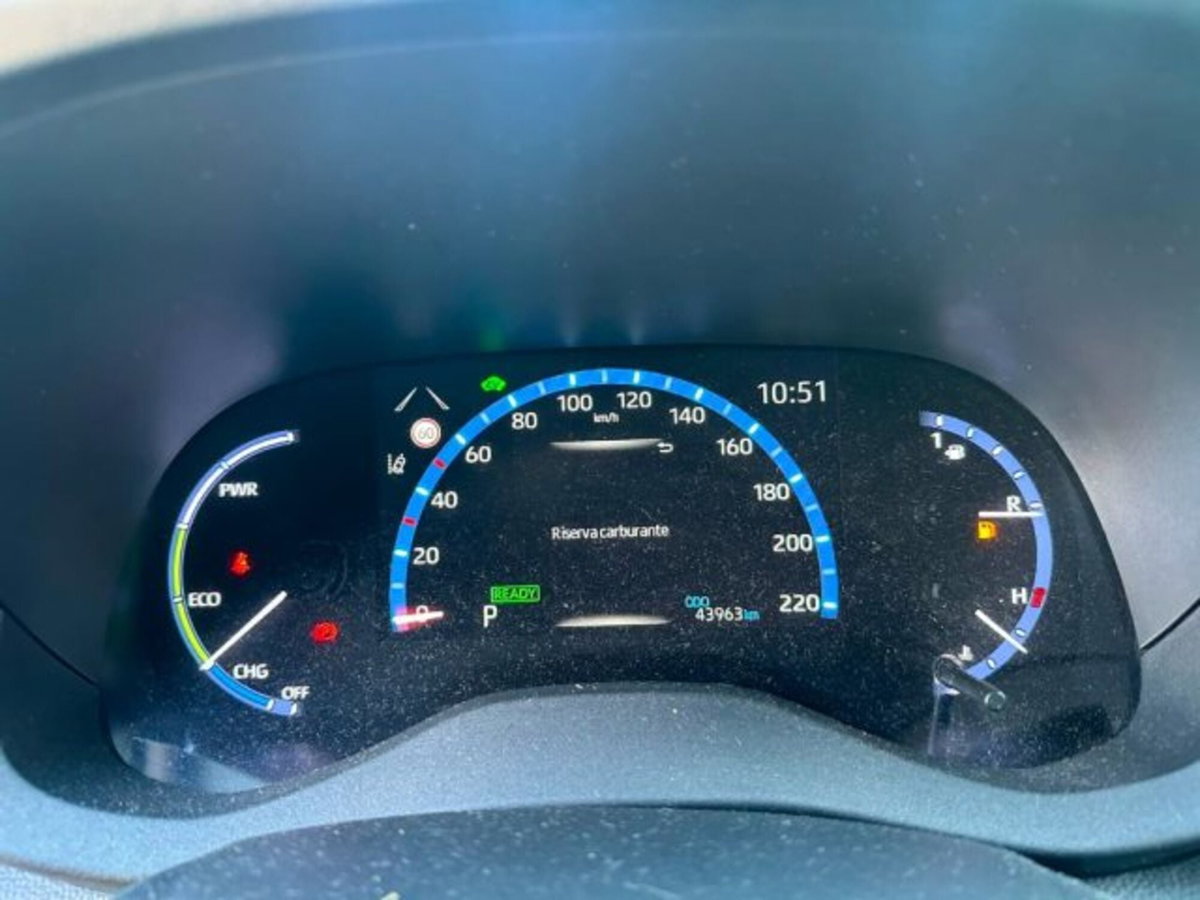 Toyota Yaris Cross 1.5 Hybrid 5p. E-CVT Trend (6)
