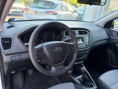 Hyundai i20 1.2 5 porte Classic (10)