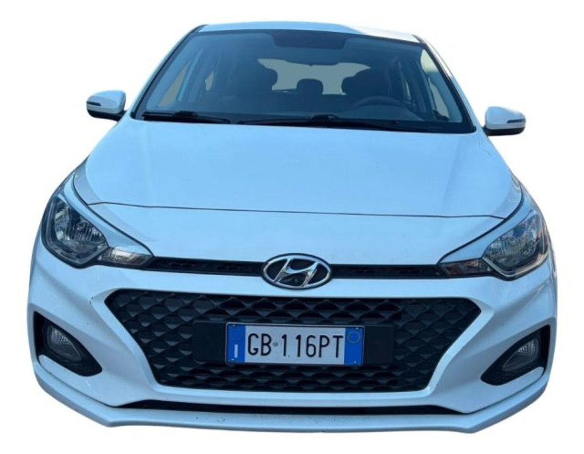 Hyundai i20 1.2 5 porte Classic (2)
