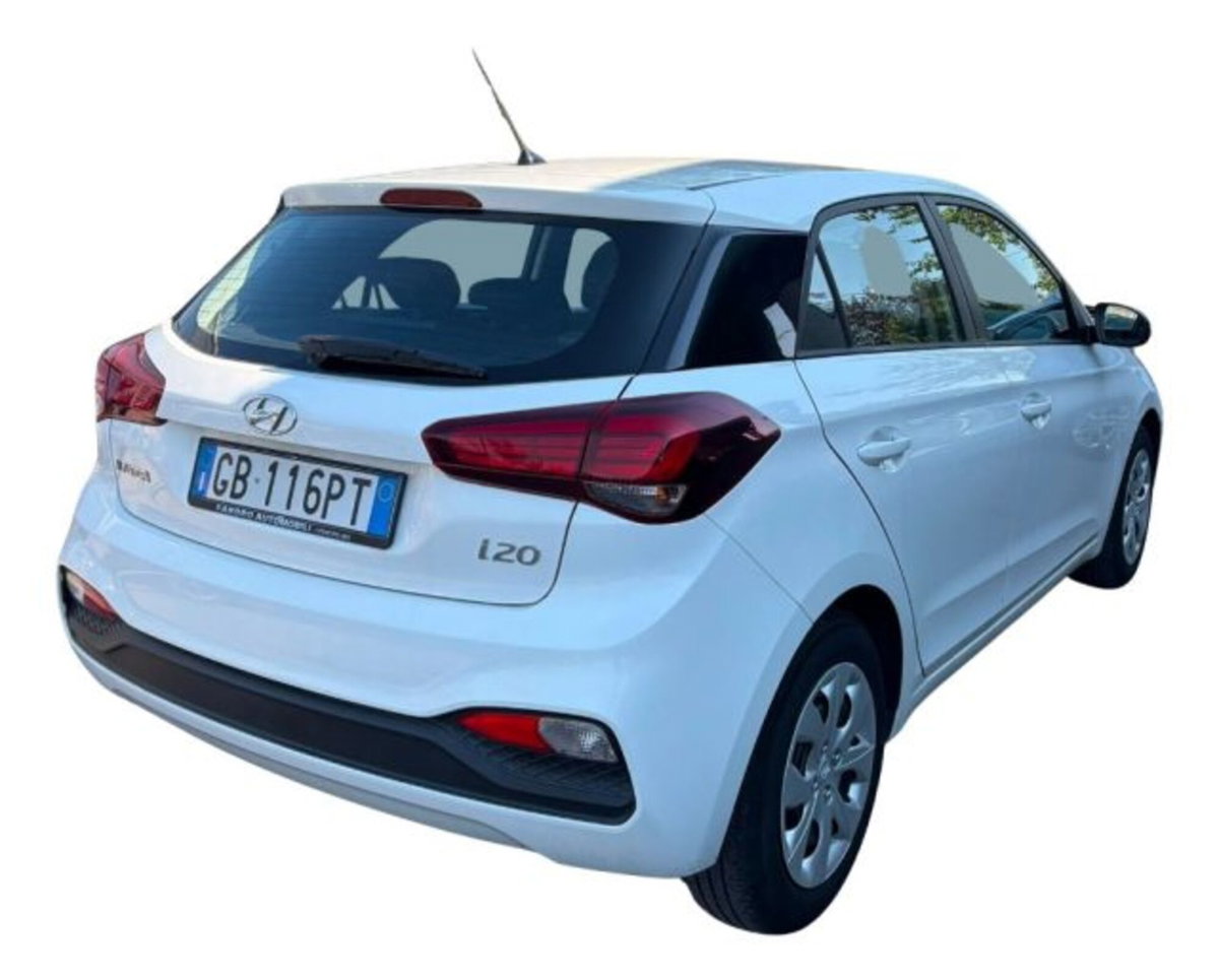 Hyundai i20 1.2 5 porte Classic (4)