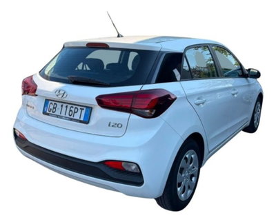 Hyundai i20 1.2 5 porte Classic (4)