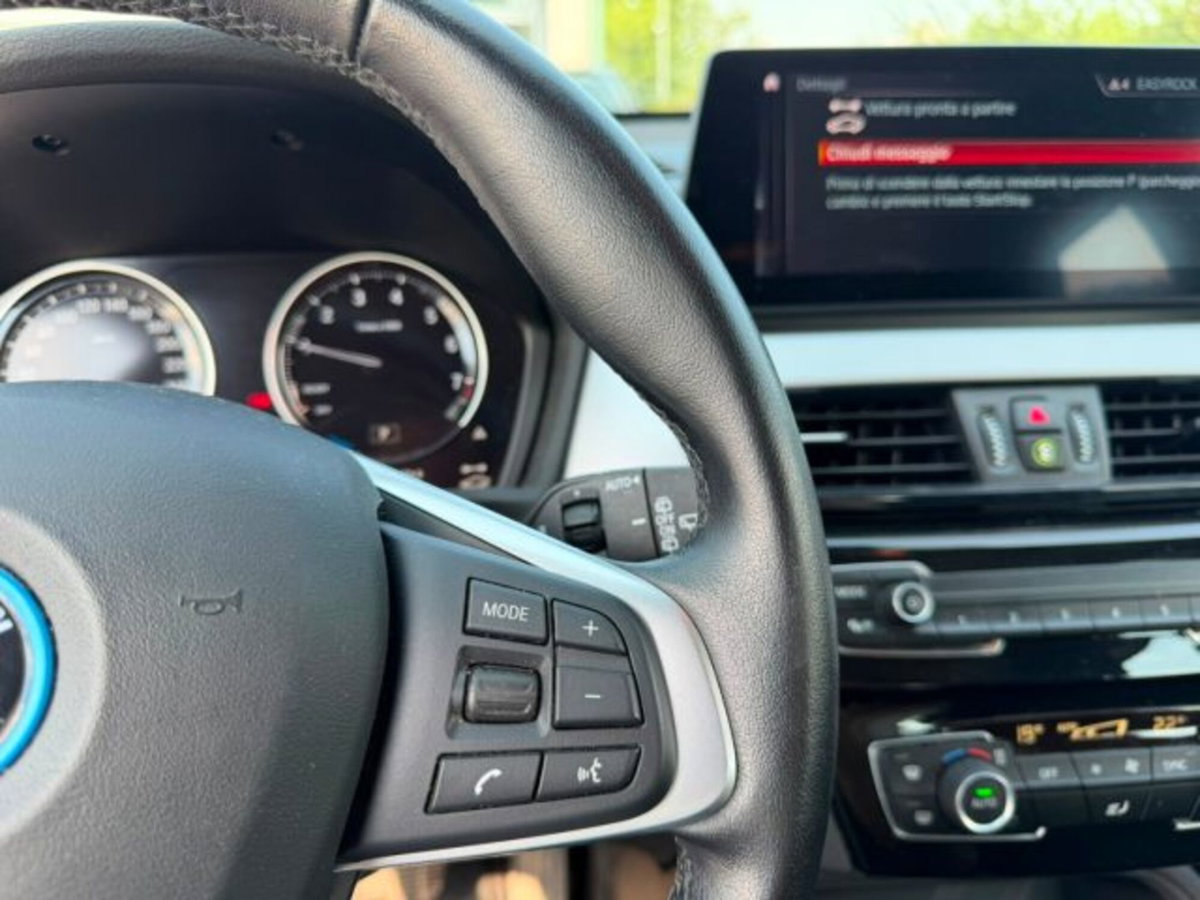 BMW X1 xDrive25e Business Advantage (13)