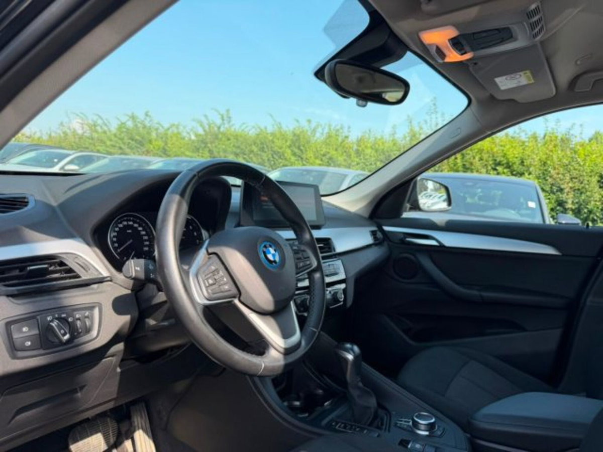 BMW X1 xDrive25e Business Advantage (6)