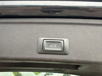Audi A4 Avant 40 g-tron S tronic Business Sport (11)