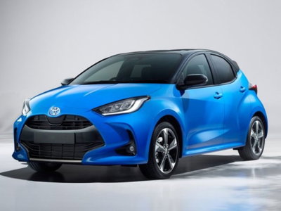 Toyota Yaris 1.5 5 porte Active (3)