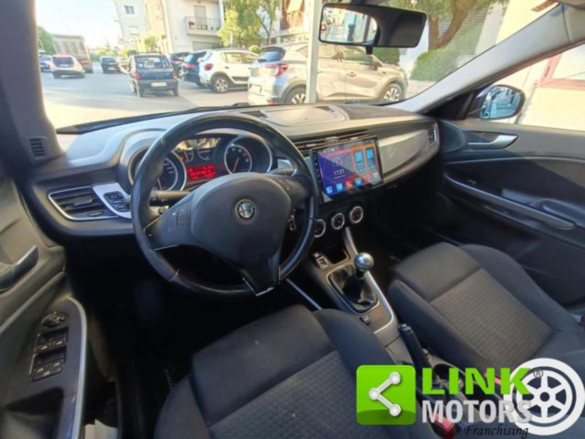 Alfa Romeo Giulietta 1.4 Turbo Progression Gpl 120cv (16)