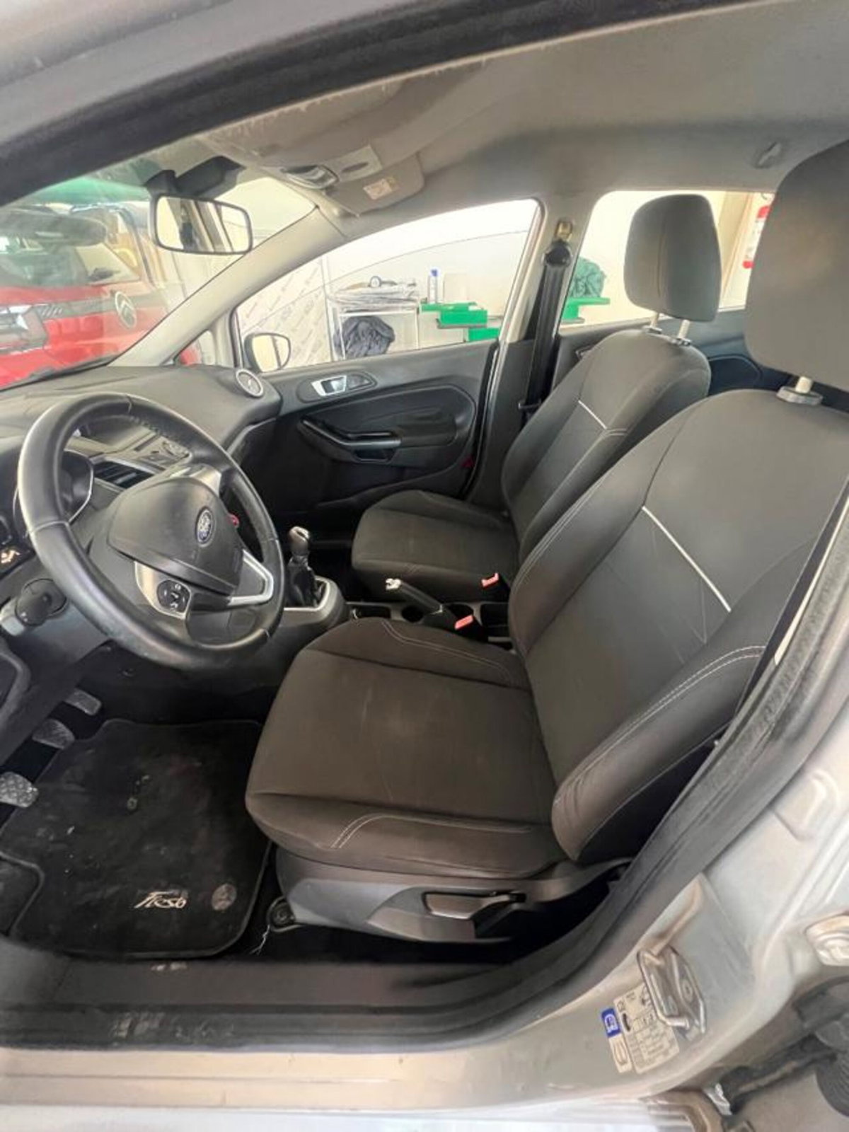 Ford Fiesta 1.0 80CV 5 porte (5)