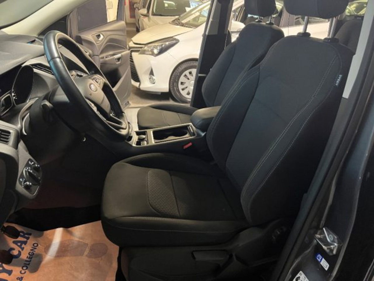 Ford Kuga 1.5 EcoBoost 120 CV S&S 2WD Plus (13)