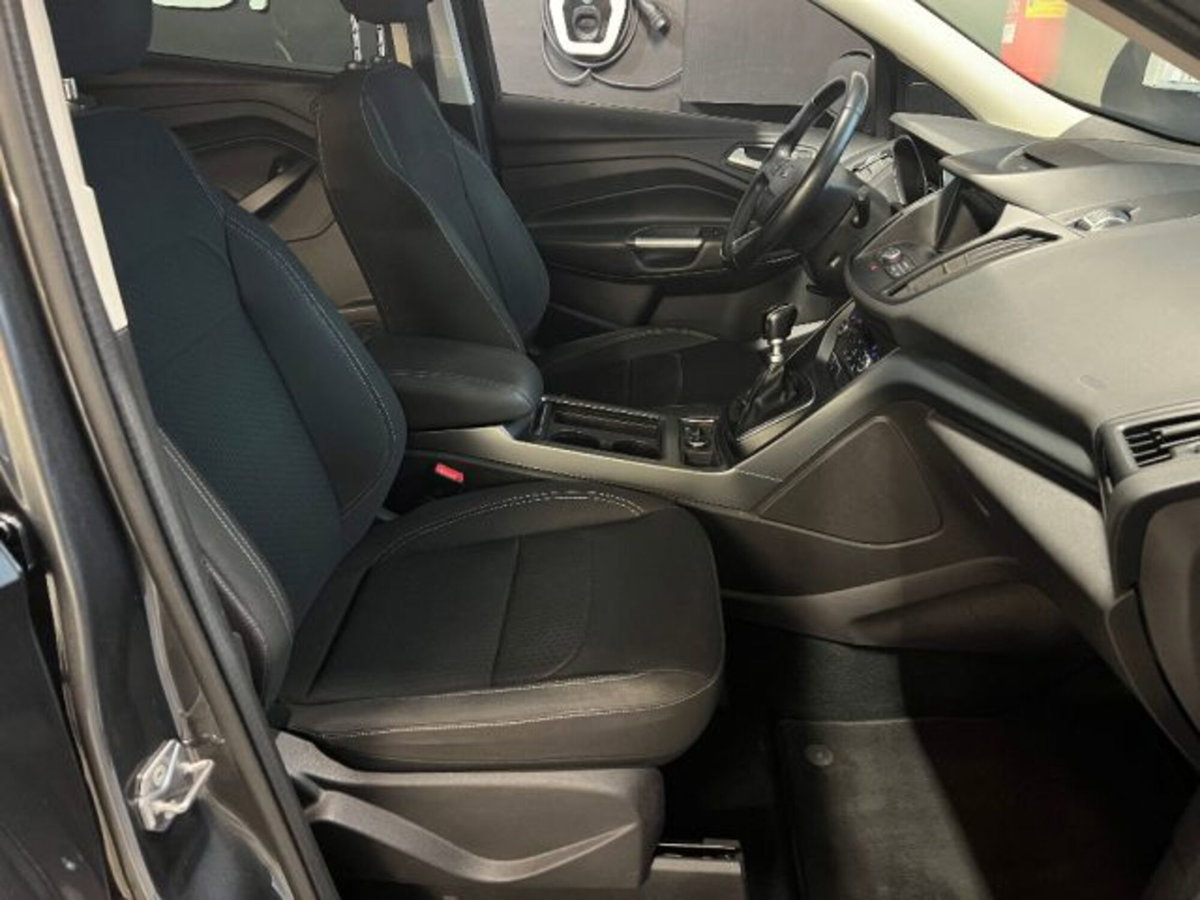 Ford Kuga 1.5 EcoBoost 120 CV S&S 2WD Plus (17)