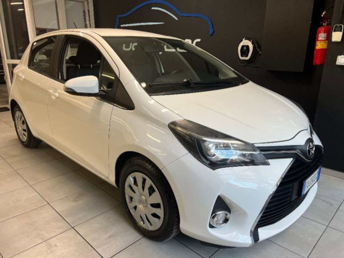 Toyota Yaris 1.0 5 porte Lounge