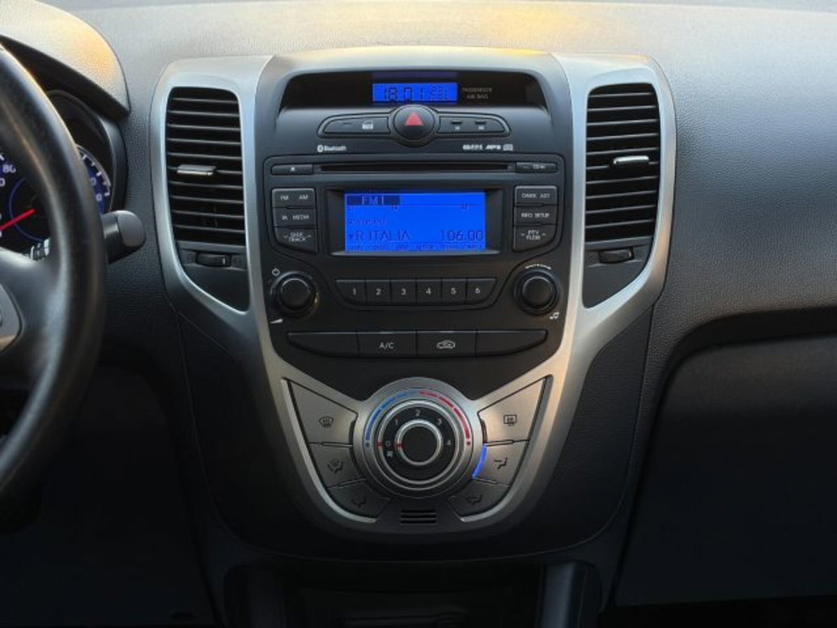 Hyundai ix20 1.4 90 CV Comfort (14)