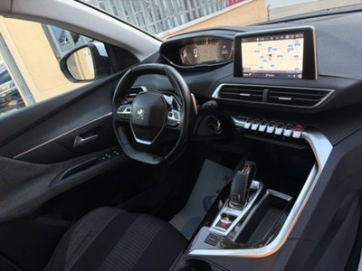 Peugeot 3008 BlueHDi 120 EAT6 S&S Business (11)