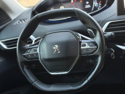 Peugeot 3008 BlueHDi 120 EAT6 S&S Business (16)
