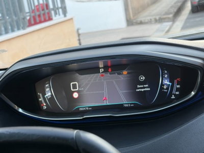 Peugeot 3008 BlueHDi 120 EAT6 S&S Business (17)