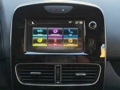 Renault Clio dCi 8V 75 CV 5 porte Moschino Life (18)