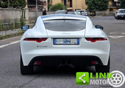 Jaguar F-Type Coupé Coupe 2.0 i4 R-Dynamic rwd 300cv auto (2)