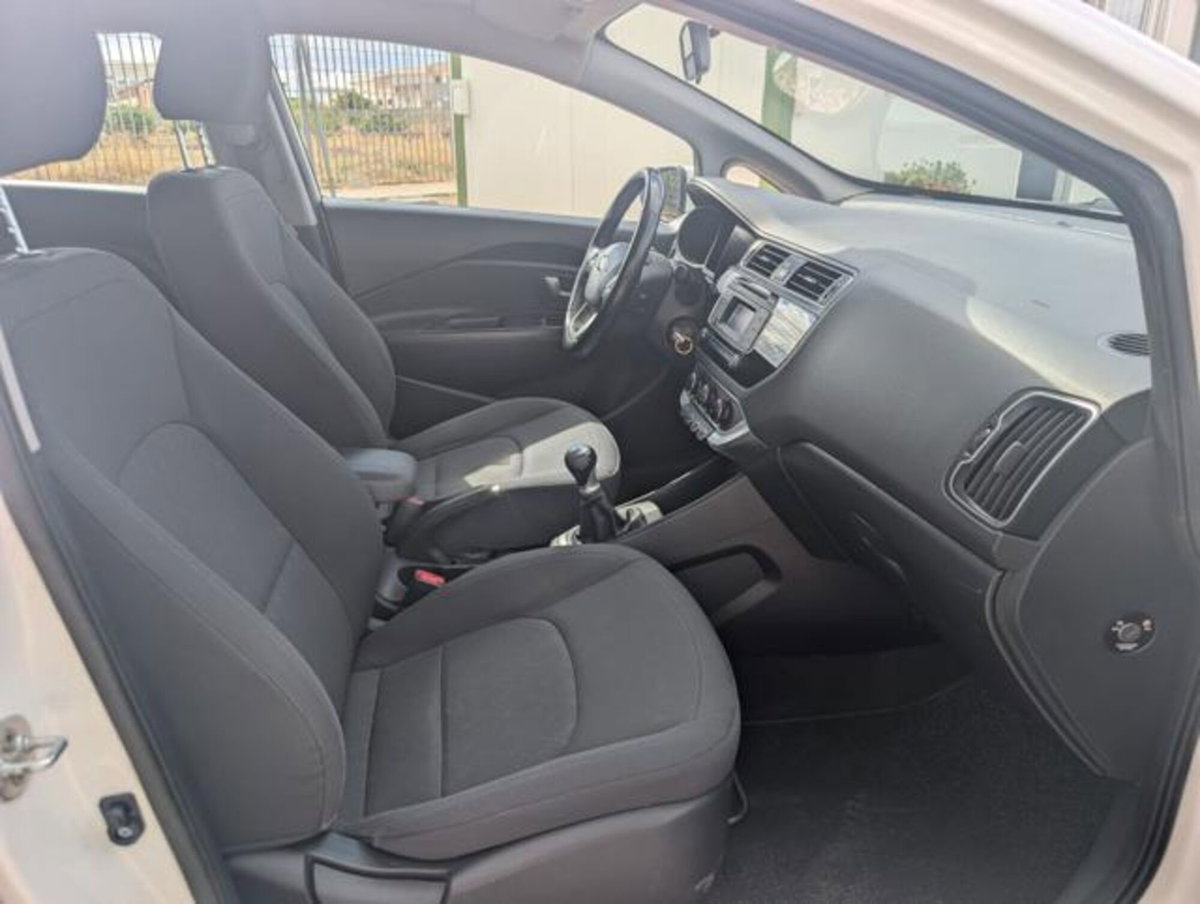 Kia Rio 1.2 CVVT 5p. Active (7)