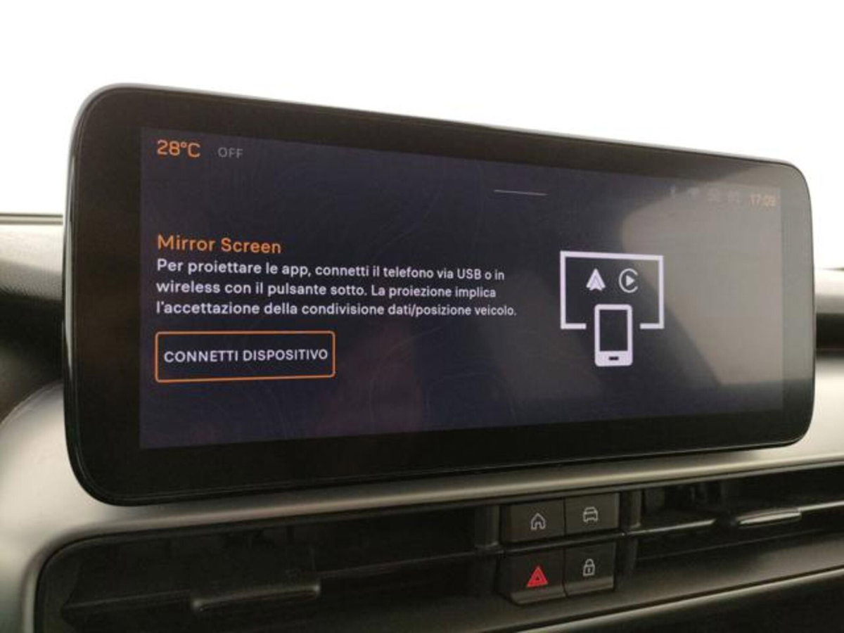 Jeep Avenger 1.2 turbo Summit fwd 100cv (11)