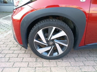 Toyota Aygo X 1.0 VVT-i 72 CV 5 porte Limited S-CVT (9)