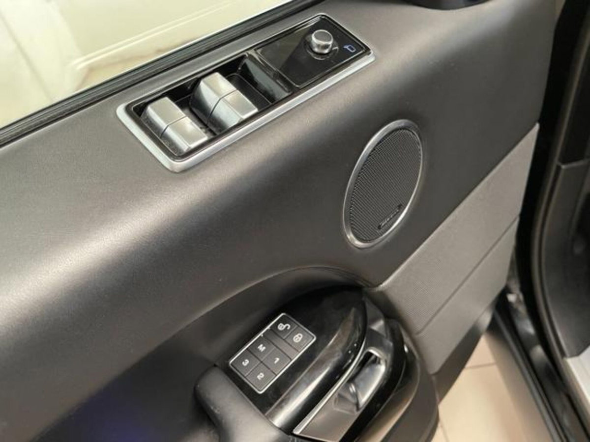 Land Rover Range Rover Sport 2.0 Si4 PHEV Autobiography Dynamic (10)